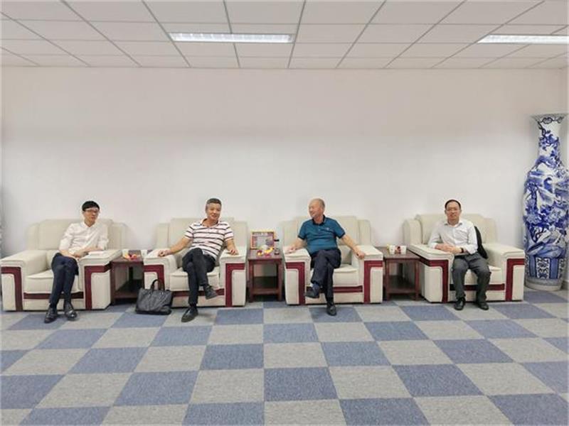 清华研究院陆院长一行 来开云官方网页版共商产业规划