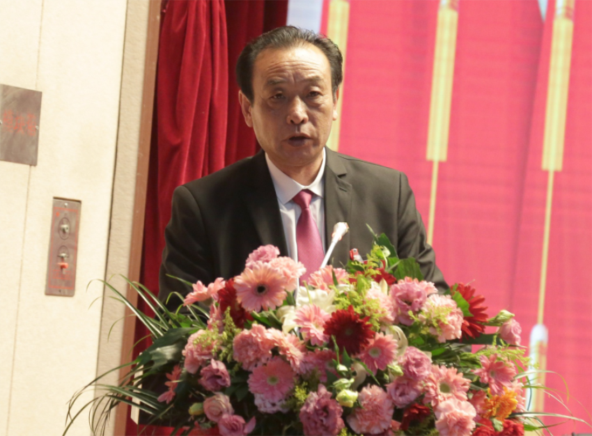 开云官方网页版第一届党委班子选举大会---宝润实业集团党委常委、纪委副书记郑军同志作纪委工作报告